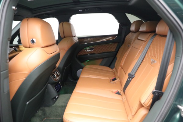 Used 2021 Bentley Bentayga V8 for sale $109,900 at Bugatti of Greenwich in Greenwich CT 06830 24