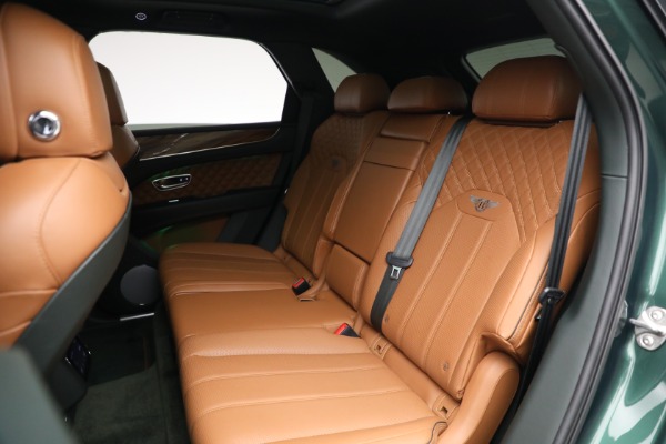 Used 2021 Bentley Bentayga V8 for sale $109,900 at Bugatti of Greenwich in Greenwich CT 06830 25