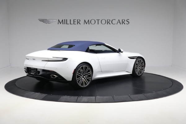 Used 2024 Aston Martin DB12 Volante for sale $245,900 at Bugatti of Greenwich in Greenwich CT 06830 19
