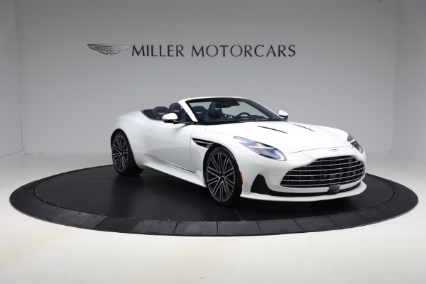 Used 2024 Aston Martin DB12 Volante for sale $245,900 at Bugatti of Greenwich in Greenwich CT 06830 22