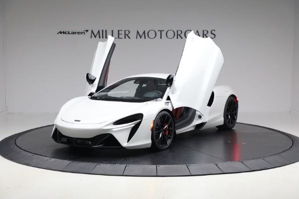 New 2026 McLaren Artura TechLux for sale $304,500 at Bugatti of Greenwich in Greenwich CT 06830 14