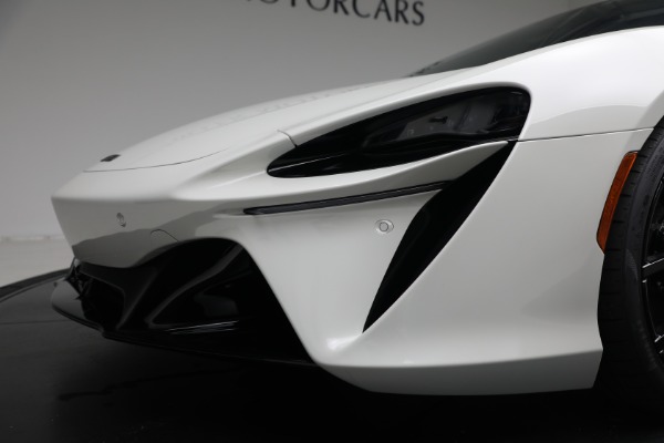 New 2026 McLaren Artura TechLux for sale $304,500 at Bugatti of Greenwich in Greenwich CT 06830 26