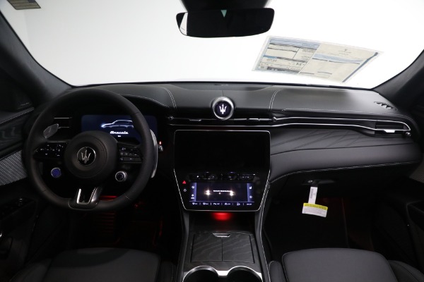 New 2025 Maserati Grecale for sale $71,889 at Bugatti of Greenwich in Greenwich CT 06830 22