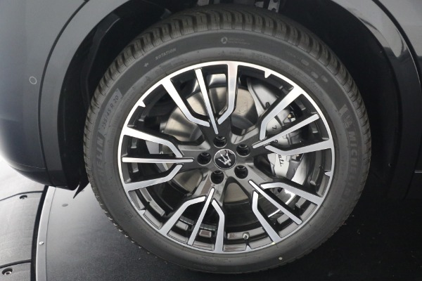 New 2025 Maserati Grecale for sale $71,889 at Bugatti of Greenwich in Greenwich CT 06830 24