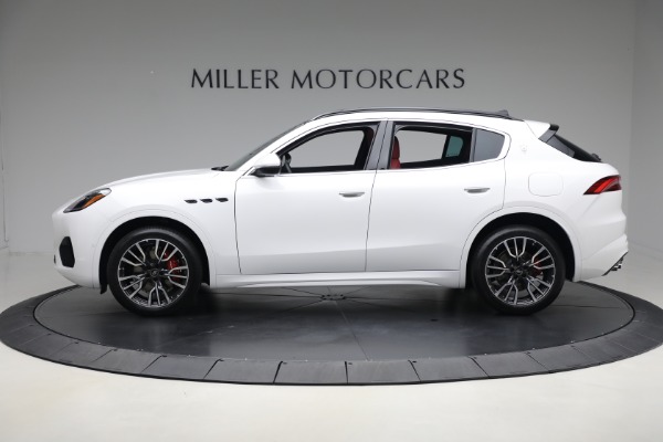 New 2025 Maserati Grecale for sale $95,755 at Bugatti of Greenwich in Greenwich CT 06830 3
