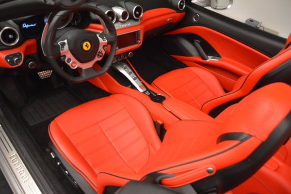 Used 2016 Ferrari California T for sale Sold at Bugatti of Greenwich in Greenwich CT 06830 21