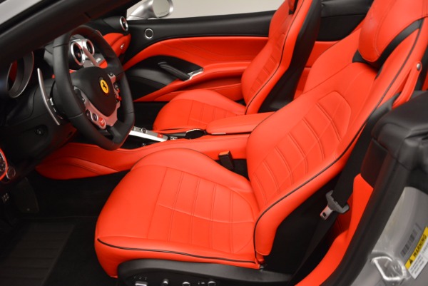 Used 2016 Ferrari California T for sale Sold at Bugatti of Greenwich in Greenwich CT 06830 22