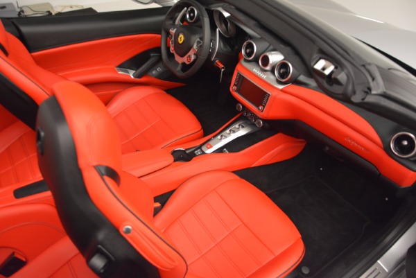 Used 2016 Ferrari California T for sale Sold at Bugatti of Greenwich in Greenwich CT 06830 24