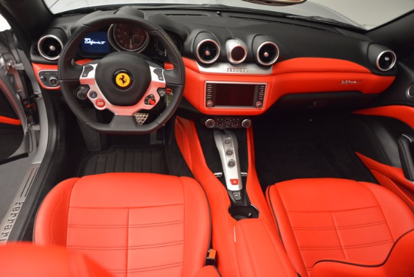 Used 2016 Ferrari California T for sale Sold at Bugatti of Greenwich in Greenwich CT 06830 28