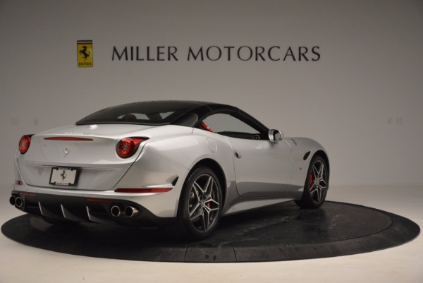 Used 2016 Ferrari California T for sale Sold at Bugatti of Greenwich in Greenwich CT 06830 6