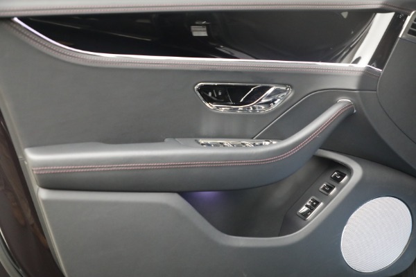 New 2026 Bentley Flying Spur for sale $317,510 at Bugatti of Greenwich in Greenwich CT 06830 14