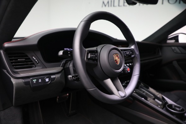 Used 2025 Porsche 911 Carrera GTS for sale $195,900 at Bugatti of Greenwich in Greenwich CT 06830 13