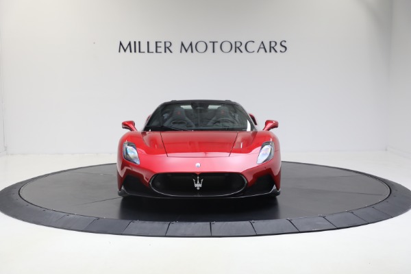 Used 2024 Maserati MC20 Cielo for sale $239,900 at Bugatti of Greenwich in Greenwich CT 06830 24