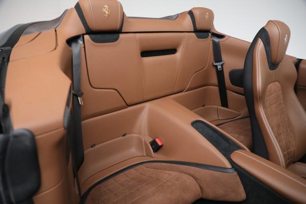 Used 2025 Ferrari Roma Spider for sale $335,900 at Bugatti of Greenwich in Greenwich CT 06830 21