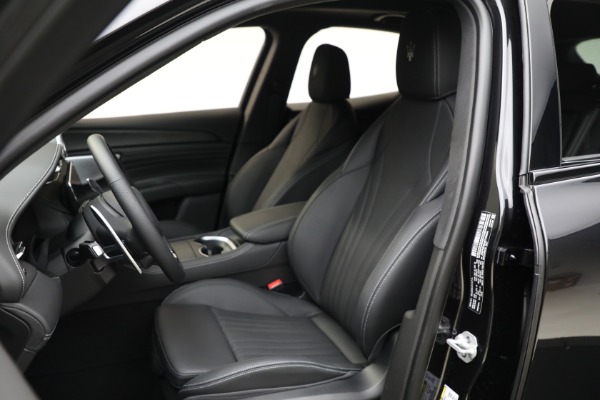 New 2025 Maserati Grecale Modena for sale $82,215 at Bugatti of Greenwich in Greenwich CT 06830 14