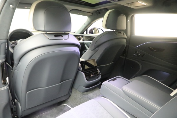 Used 2025 Bentley Flying Spur Speed for sale Sold at Bugatti of Greenwich in Greenwich CT 06830 18
