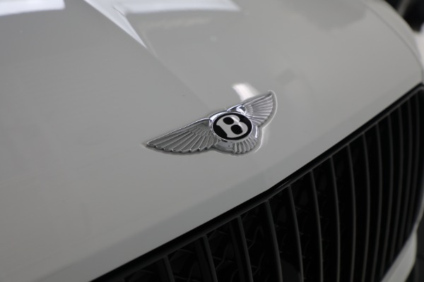 Used 2025 Bentley Bentayga EWB Azure V8 for sale $259,900 at Bugatti of Greenwich in Greenwich CT 06830 13