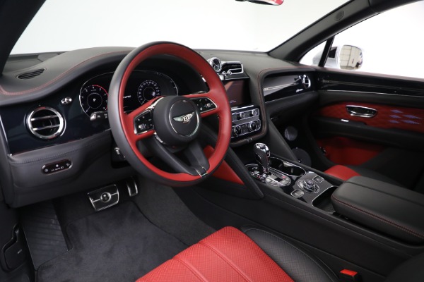 Used 2025 Bentley Bentayga EWB Azure V8 for sale $259,900 at Bugatti of Greenwich in Greenwich CT 06830 15