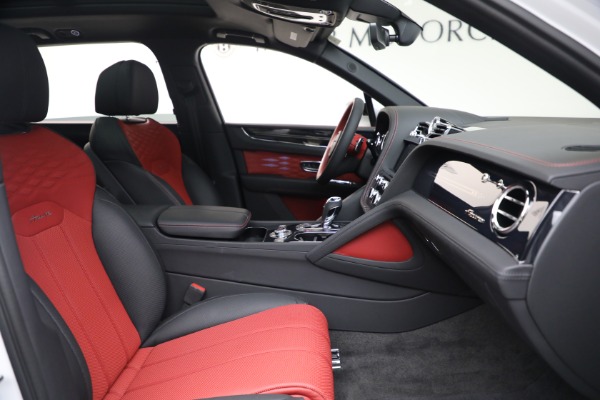 Used 2025 Bentley Bentayga EWB Azure V8 for sale $259,900 at Bugatti of Greenwich in Greenwich CT 06830 22
