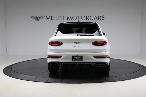 Used 2025 Bentley Bentayga EWB Azure V8 for sale $259,900 at Bugatti of Greenwich in Greenwich CT 06830 4