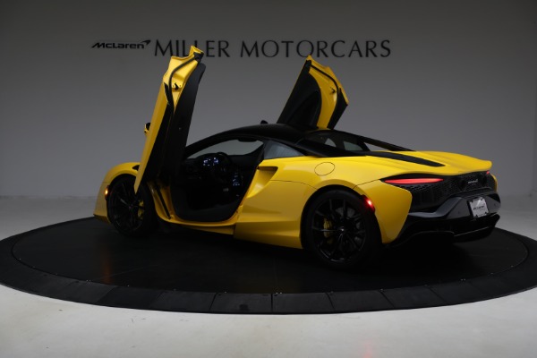 Used 2024 McLaren Artura for sale $193,900 at Bugatti of Greenwich in Greenwich CT 06830 16