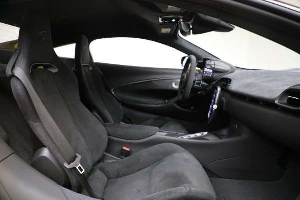 Used 2024 McLaren Artura for sale $193,900 at Bugatti of Greenwich in Greenwich CT 06830 25