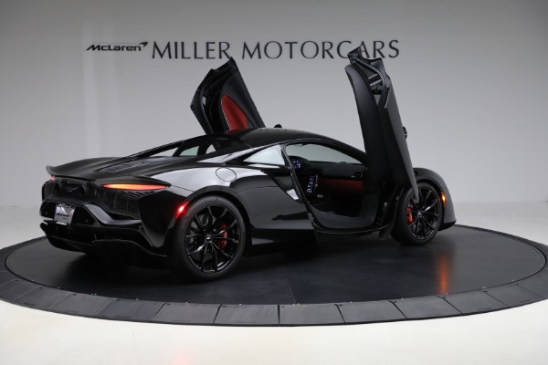 Used 2024 McLaren Artura TechLux for sale $196,900 at Bugatti of Greenwich in Greenwich CT 06830 18