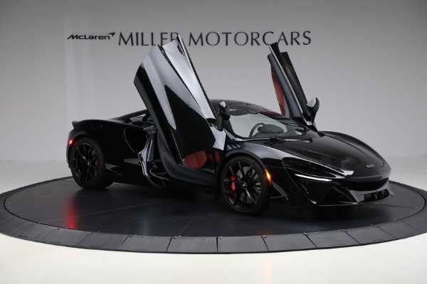 Used 2024 McLaren Artura TechLux for sale $196,900 at Bugatti of Greenwich in Greenwich CT 06830 20