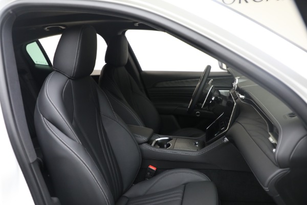 Used 2025 Maserati Grecale Modena for sale $61,116 at Bugatti of Greenwich in Greenwich CT 06830 16