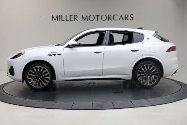 Used 2025 Maserati Grecale Modena for sale $61,116 at Bugatti of Greenwich in Greenwich CT 06830 2