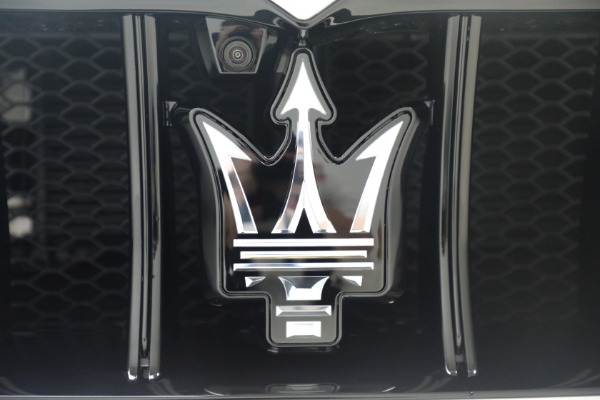 Used 2025 Maserati Grecale Modena for sale $61,116 at Bugatti of Greenwich in Greenwich CT 06830 24