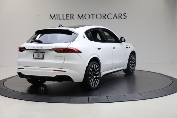 Used 2025 Maserati Grecale Modena for sale $61,116 at Bugatti of Greenwich in Greenwich CT 06830 6