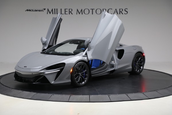 Used 2023 McLaren Artura for sale $184,900 at Bugatti of Greenwich in Greenwich CT 06830 14
