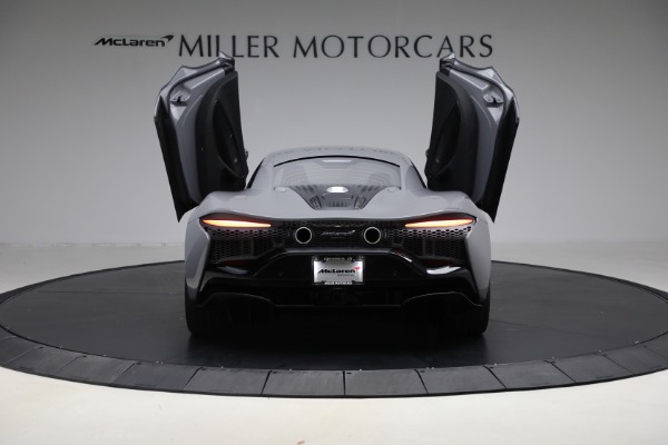 Used 2023 McLaren Artura for sale $184,900 at Bugatti of Greenwich in Greenwich CT 06830 17