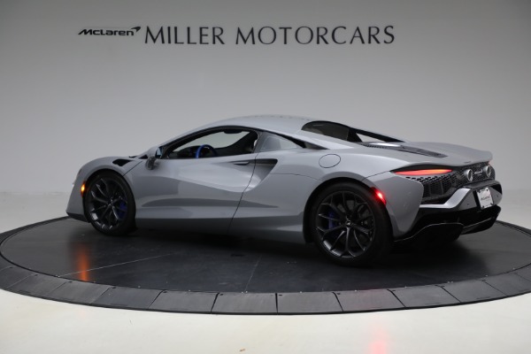 Used 2023 McLaren Artura for sale $184,900 at Bugatti of Greenwich in Greenwich CT 06830 4
