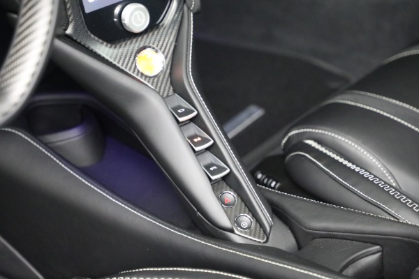 Used 2026 McLaren 750S TechLux for sale $379,900 at Bugatti of Greenwich in Greenwich CT 06830 22