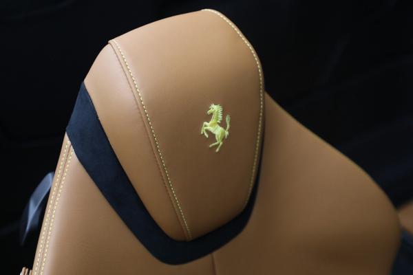 Used 2025 Ferrari Roma Spider for sale $317,900 at Bugatti of Greenwich in Greenwich CT 06830 22