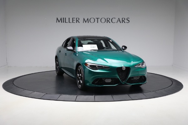 New 2025 Alfa Romeo Giulia Intensa for sale Sold at Bugatti of Greenwich in Greenwich CT 06830 11