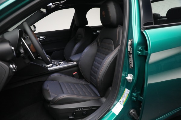 New 2025 Alfa Romeo Giulia Intensa for sale Sold at Bugatti of Greenwich in Greenwich CT 06830 14