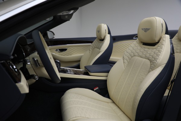New 2026 Bentley Continental GTC Mulliner for sale $446,155 at Bugatti of Greenwich in Greenwich CT 06830 24
