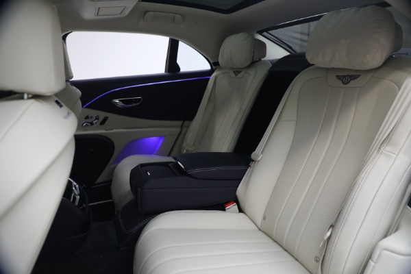 New 2026 Bentley Flying Spur for sale $281,720 at Bugatti of Greenwich in Greenwich CT 06830 20