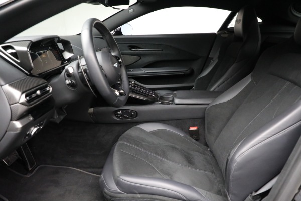 Used 2025 Aston Martin Vantage for sale $189,900 at Bugatti of Greenwich in Greenwich CT 06830 15