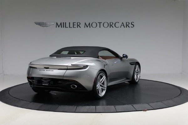 Used 2026 Aston Martin DB12 Volante for sale $340,900 at Bugatti of Greenwich in Greenwich CT 06830 19
