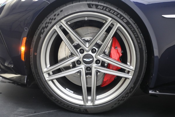 New 2026 Aston Martin Vantage Roadster for sale $253,800 at Bugatti of Greenwich in Greenwich CT 06830 27