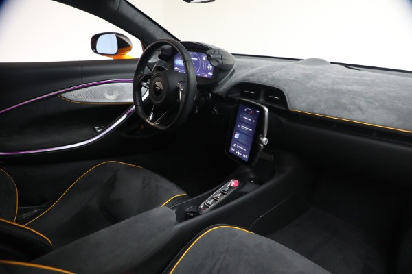 Used 2024 McLaren Artura Performance for sale $192,900 at Bugatti of Greenwich in Greenwich CT 06830 26