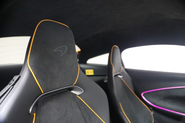 Used 2024 McLaren Artura Performance for sale $192,900 at Bugatti of Greenwich in Greenwich CT 06830 27