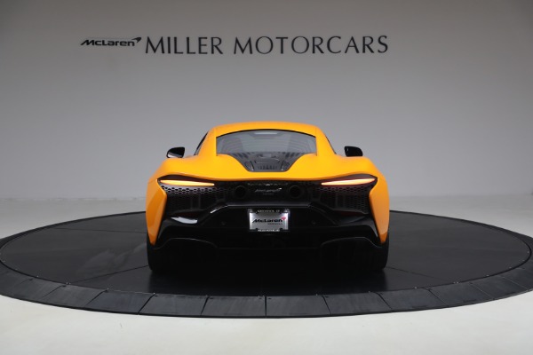 Used 2024 McLaren Artura Performance for sale $192,900 at Bugatti of Greenwich in Greenwich CT 06830 6
