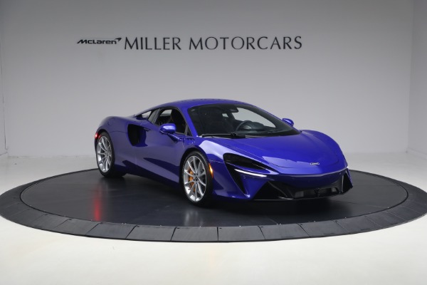 Used 2024 McLaren Artura Vision for sale $197,900 at Bugatti of Greenwich in Greenwich CT 06830 11