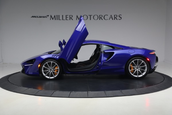 Used 2024 McLaren Artura Vision for sale $197,900 at Bugatti of Greenwich in Greenwich CT 06830 15