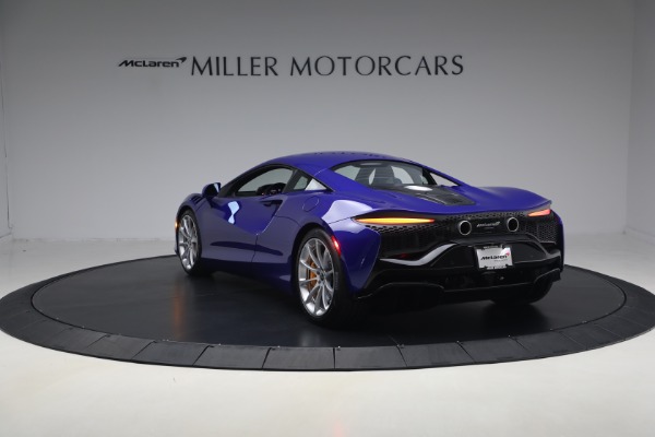 Used 2024 McLaren Artura Vision for sale $197,900 at Bugatti of Greenwich in Greenwich CT 06830 5